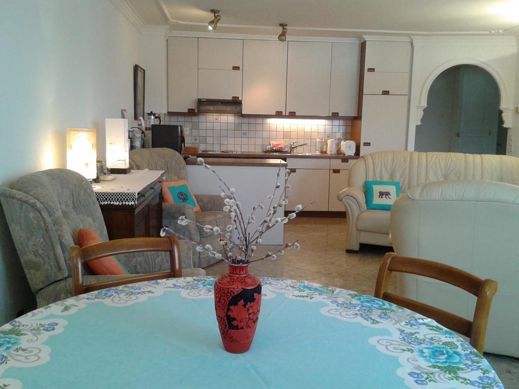 Le Lacustre 4Th Floor Port-Valais 객실 사진
